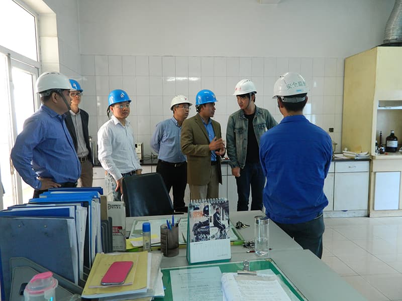 Mexican guests visited the factory on October 19