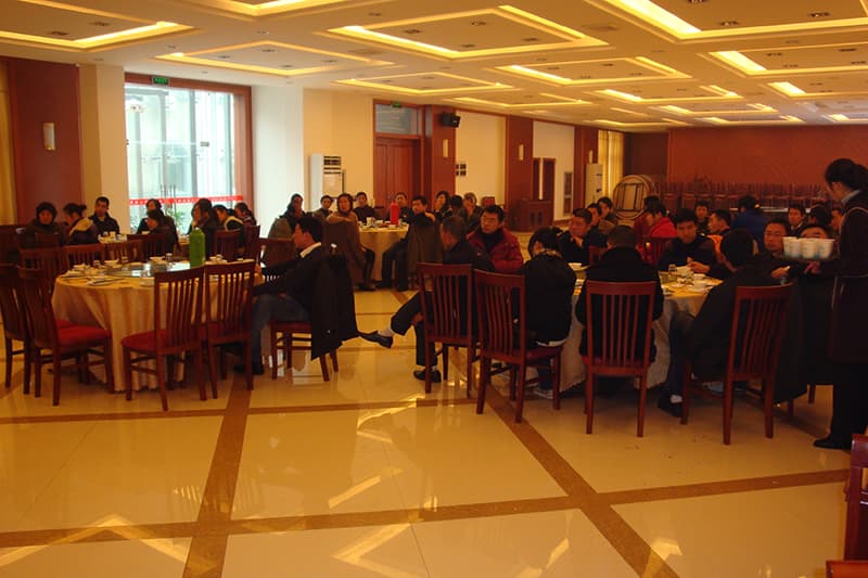 On January 22, all employees of the company participated in the New Year's Eve reunion
